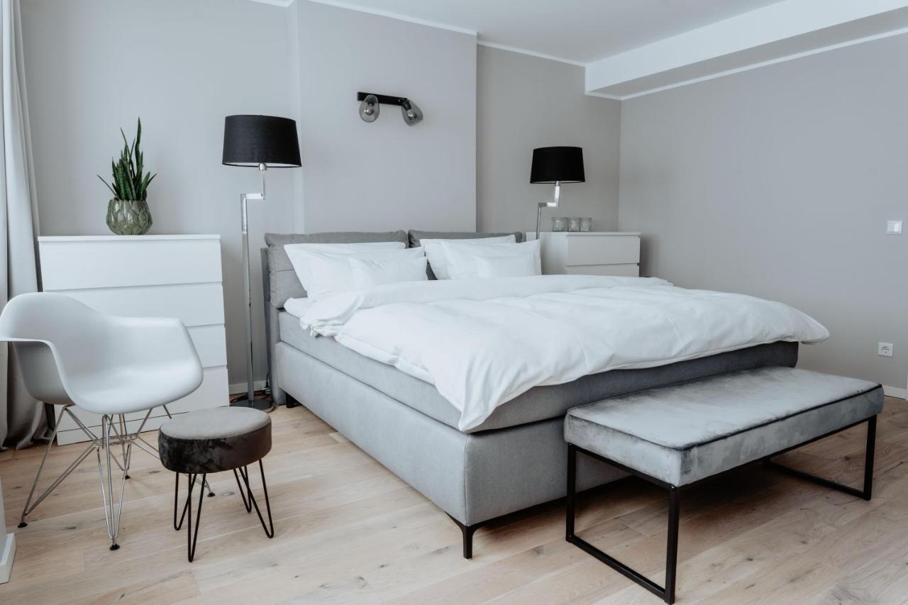 2-zimmer 57m² Mit King Size Bett Und Kueche Apartment *