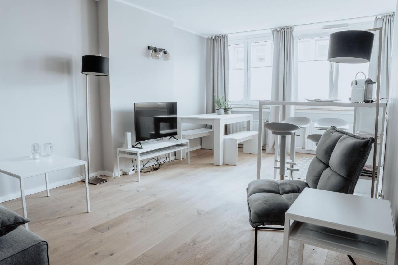 2-zimmer 57m² Mit King Size Bett Und Kueche *